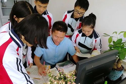 平樂中學(xué)群英薈 名優(yōu)教師展播，打造高品質(zhì)教育公共服務(wù)新高地